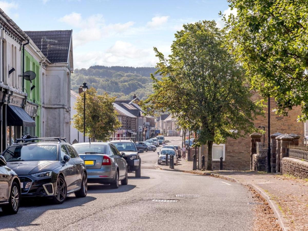Waters Edge Apartment Ystradgynlais Luaran gambar