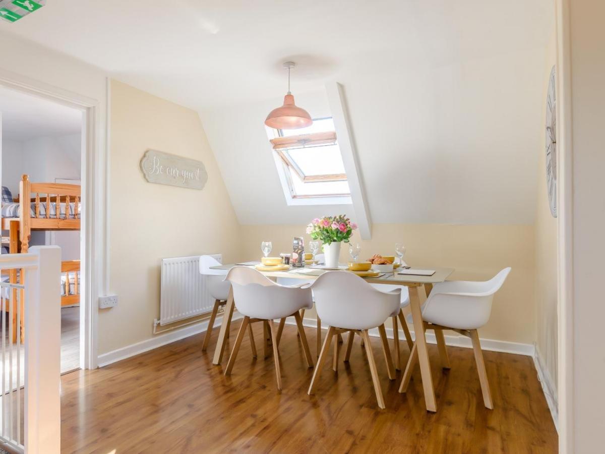 Waters Edge Apartment Ystradgynlais Luaran gambar